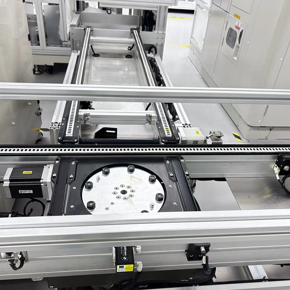Pallet Rotate Unit in Conveyor System Pallet Rotate Unit in Conveyor System